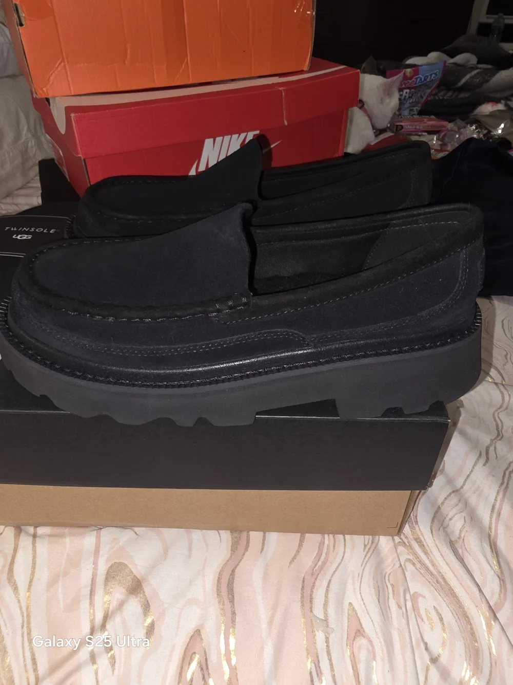 UGG Men’s Ascot Lug Slip-On Loafers. Brand New. Size 9